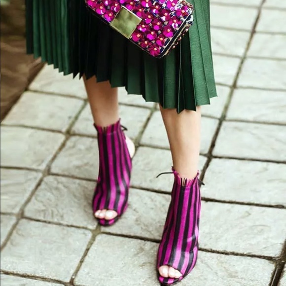 ❌SOLD❌NEW ZARA BACKLESS MESH HIGH HEELS FUCHSIA - Picture 3 of 6